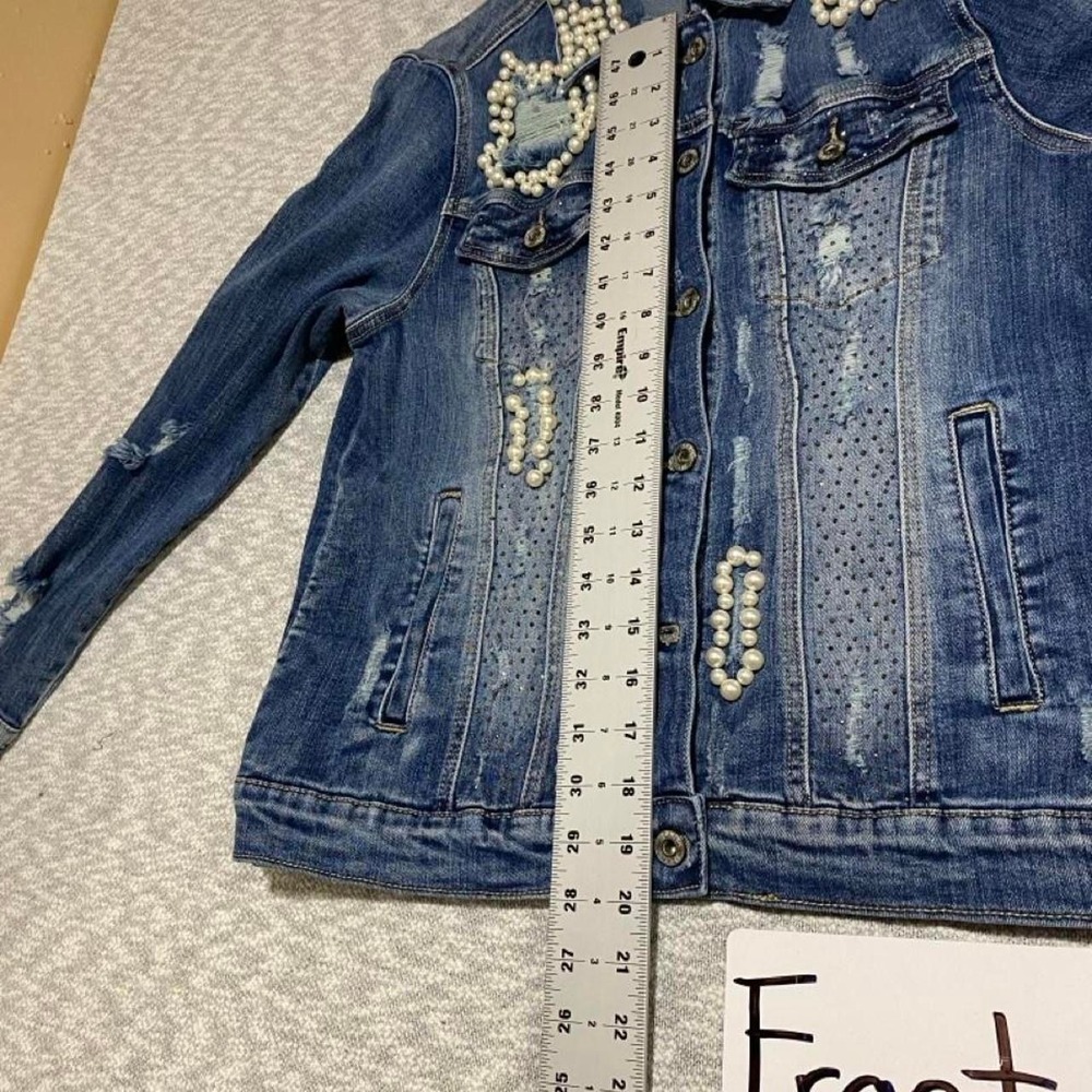 Tesoro Moda Blue denim jacket/pearl embellishments/distressed Women 12. SKU-C160